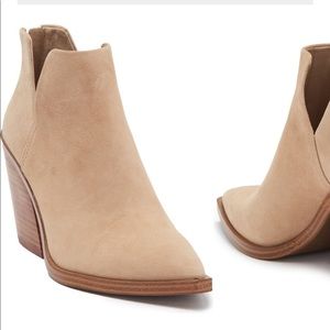 Vince Camuto Gigietta Bootie